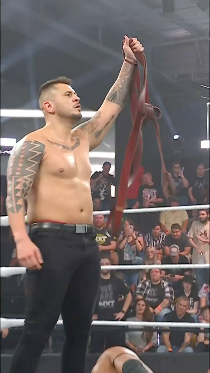 Eddy Thorpe was out of control last night on #WWENXT ?