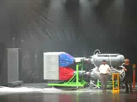 Mythbusters at NVISION 08 CPU vs GPU (Part 2 of 3)