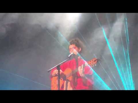 Filipe Catto ao vivo no Centro Cultural da Diversidade (Venus Unplugged)