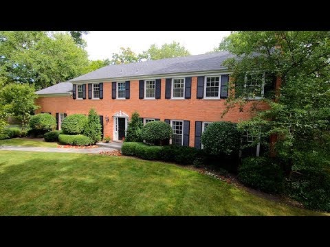 949 Woodbine Place, Lake Forest, IL home video tour