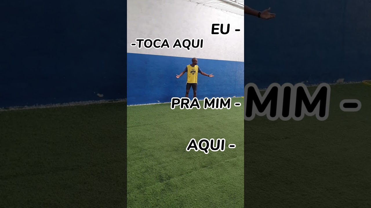 A onde você joga é assim tbm?? #futebol #memes #shortsvideo #soccer