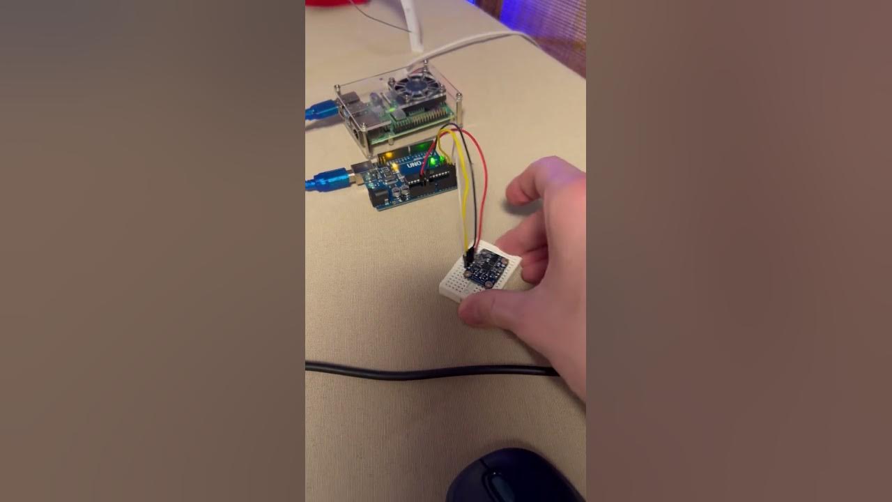Adafruit bno055 serial to arduino serial to raspberry pi wifi to pc