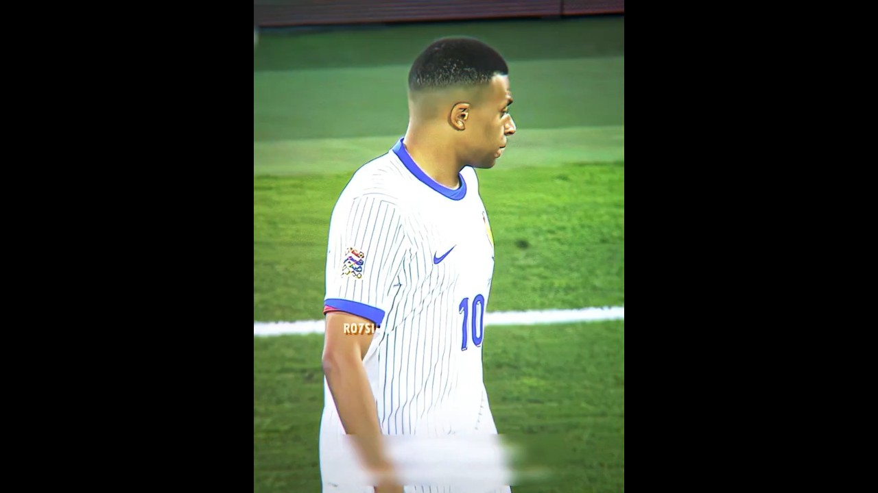 Mbappe Vs Cucurella 😂 