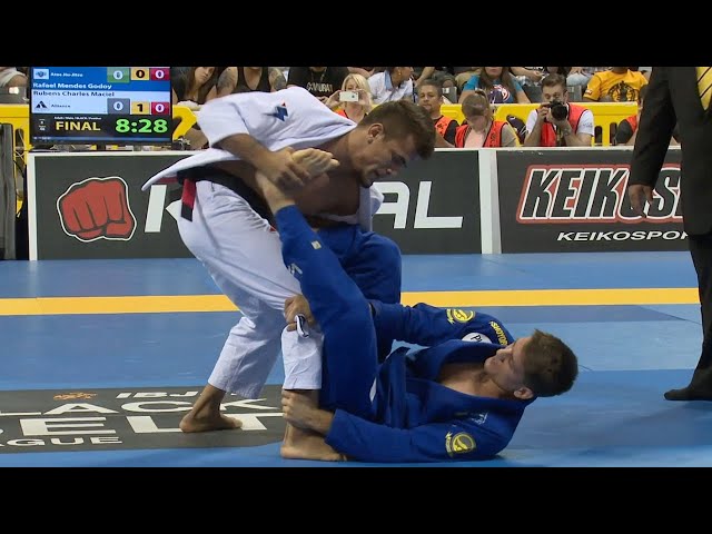 Rafael Mendes v Rubens Cobrinha Charles / World Championship 2014 class=