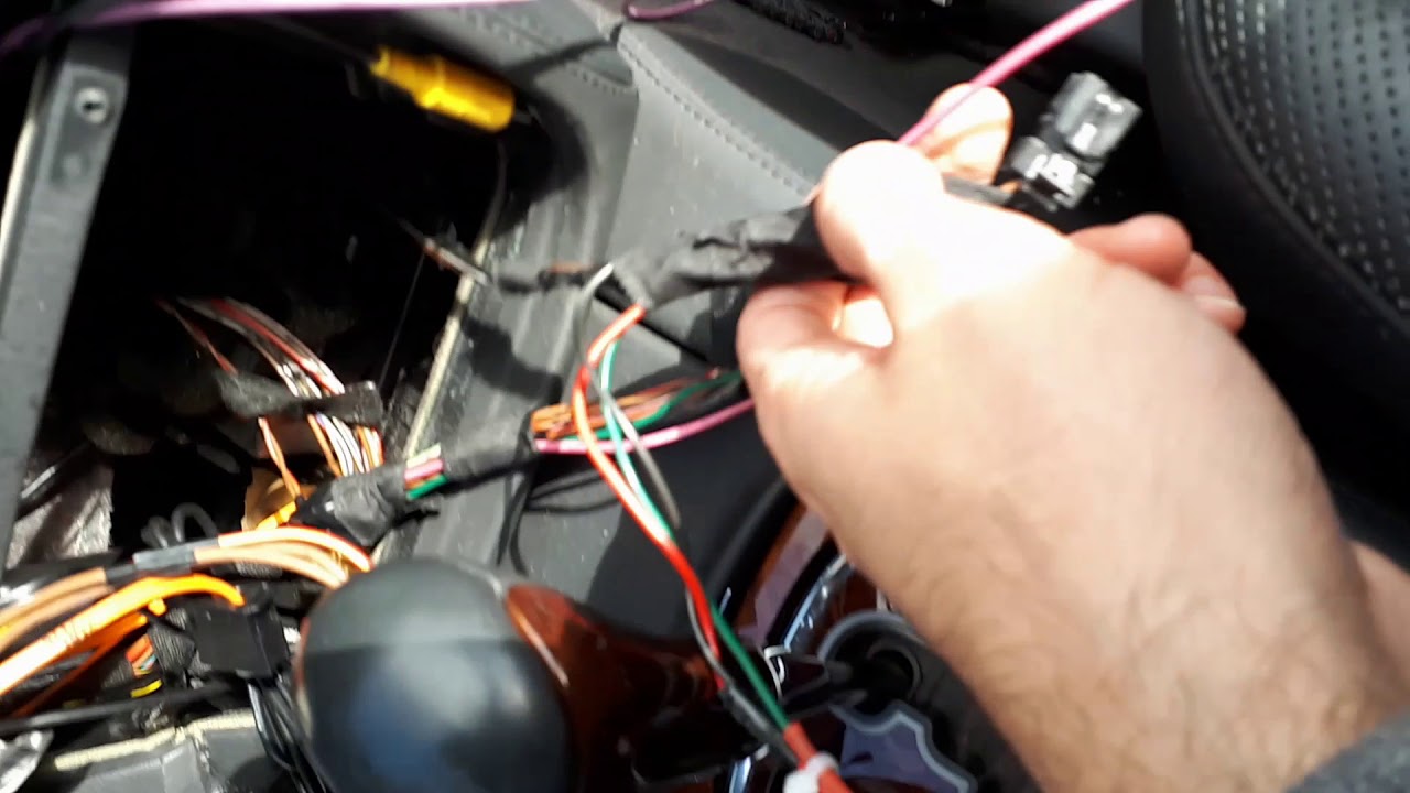 Mercedes W220 Japan-spec Xtrons headunit wiring and install - YouTube