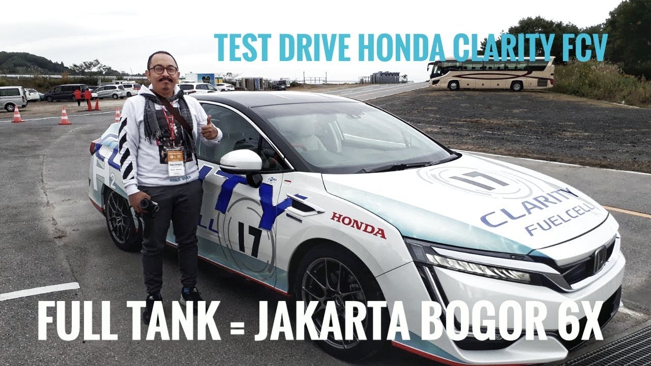  HONDA  CLARITY FCV MOBIL HONDA PALING IRIT  DI DUNIA 