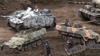 RC Tanks in Action Erfurt Part 1 Tiger Panzer IV Sherman WW2 ♦ Erlebniswelt Modellbau 2017