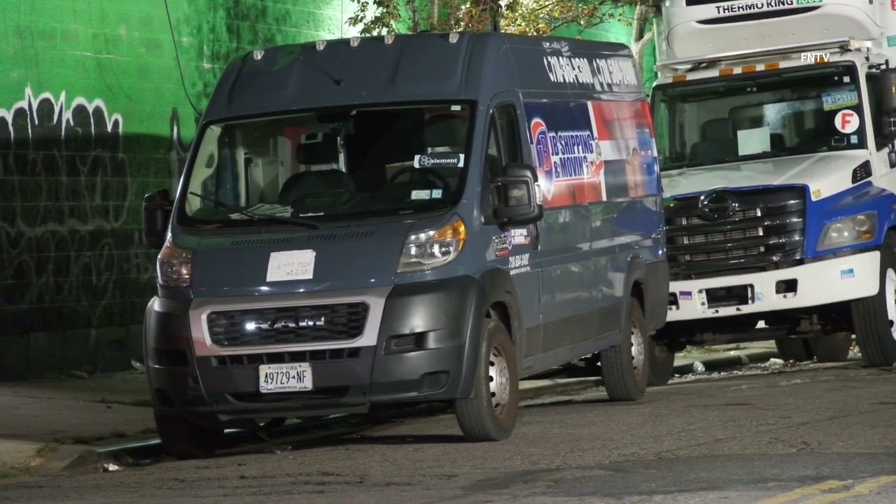 Man Kidnapped And Robbed Saved By Passing Police Hunts Point Ave (Pt. II) - Bronx