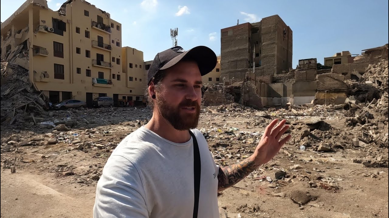 Solo in Egyptian Backstreets (Nearly died) 🇪🇬