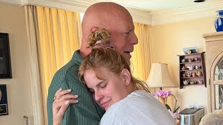 Download Lagu Tallulah Willis Shares RARE Look at 'Sunday Funday' With Dad Bruce MP3 Download Lagu Tallulah Willis Shares RARE Look at 'Sunday Funday' With Dad Bruce MP3