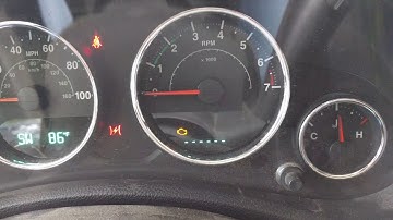 Getting Check Engine Code from Jeep Wrangler (JK) 2012