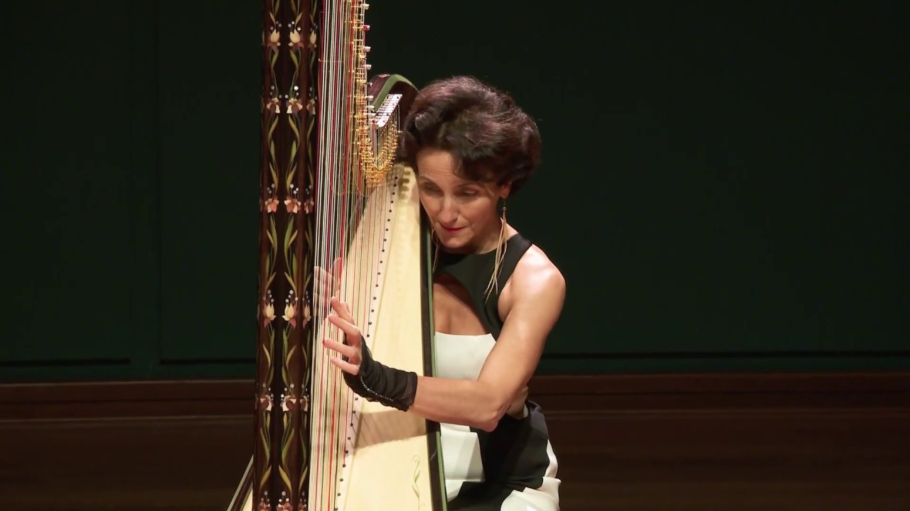 Isabelle Moretti plays Marcel TOURNIER First sonatine - 1st Movement.