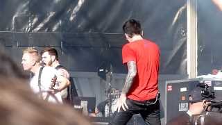 A Day To Remember --  Violence  Enough Is Enough - Soundwave 2014 Melbourne