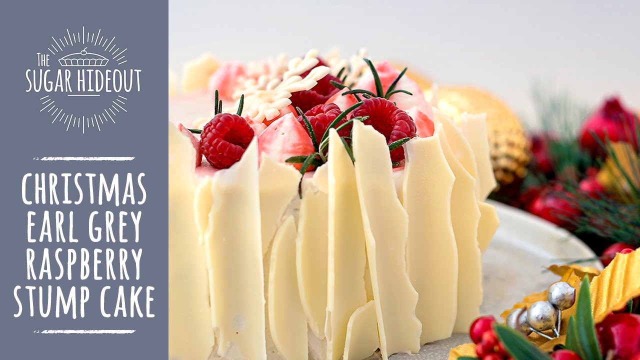Christmas Earl Grey Raspberry Vertical Layer Stump Cake