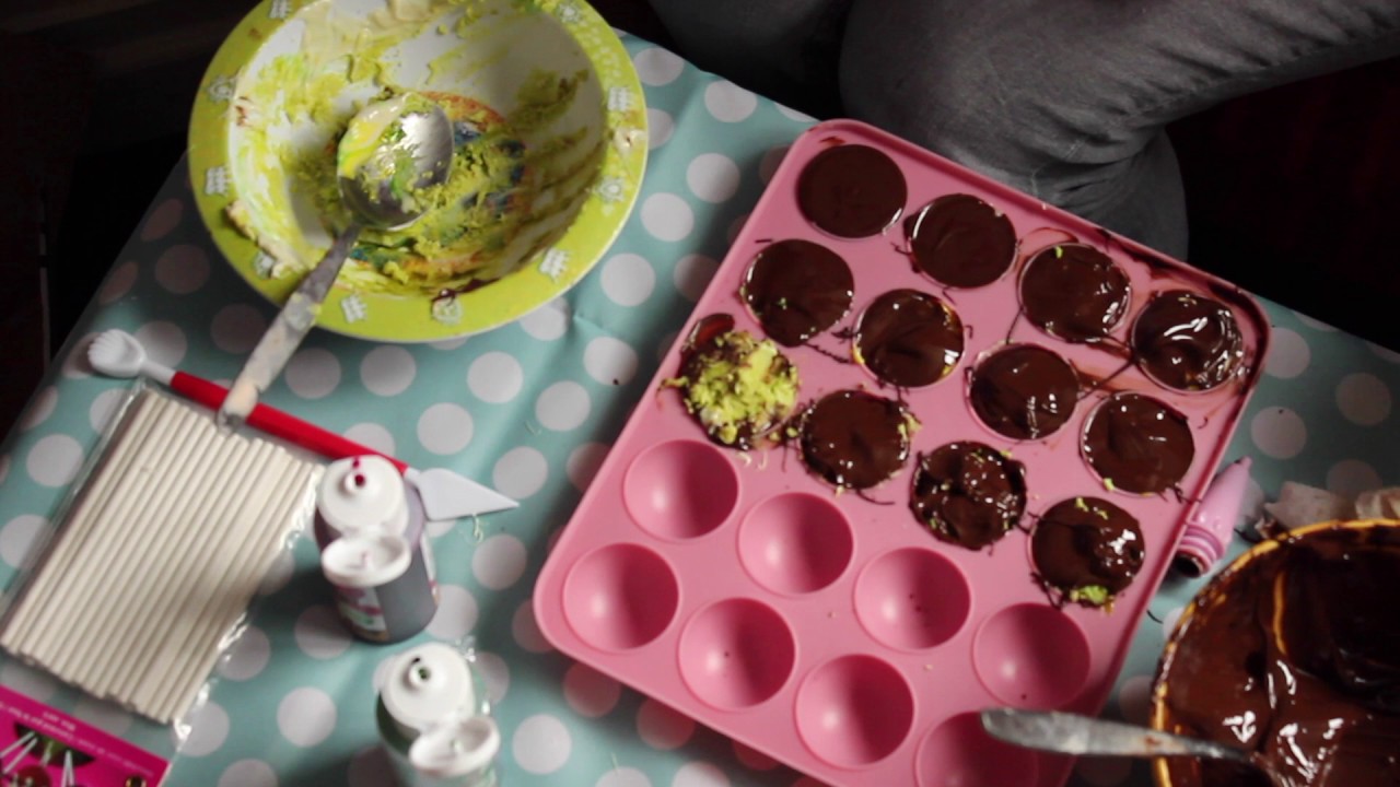 Fonkelnieuw chocolade lollies maken - YouTube TF-57