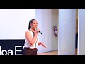 Que tus sueños determinen tu carrera | Mónica Chacón Erives | TEDxDezaYUlloaED