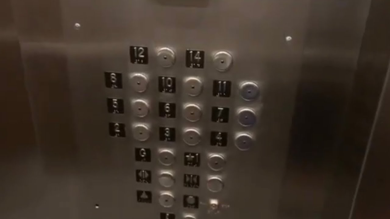 Elevator kone игры. Панель управления лифта kone. Панель с кнопками в лифте kone. Лифт kone 1980 год. Лифт kone 1935 года.