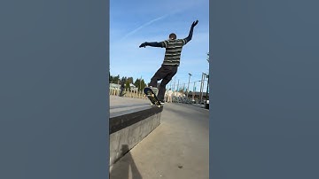 Frontside Nose Grind