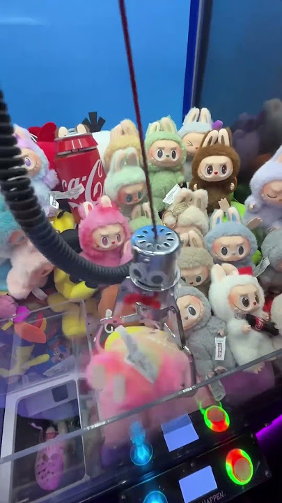Labubu Arcade Jackpot #shorts #clawmachine #arcade #labubu #popmart