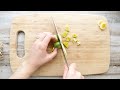 How to cut leeks