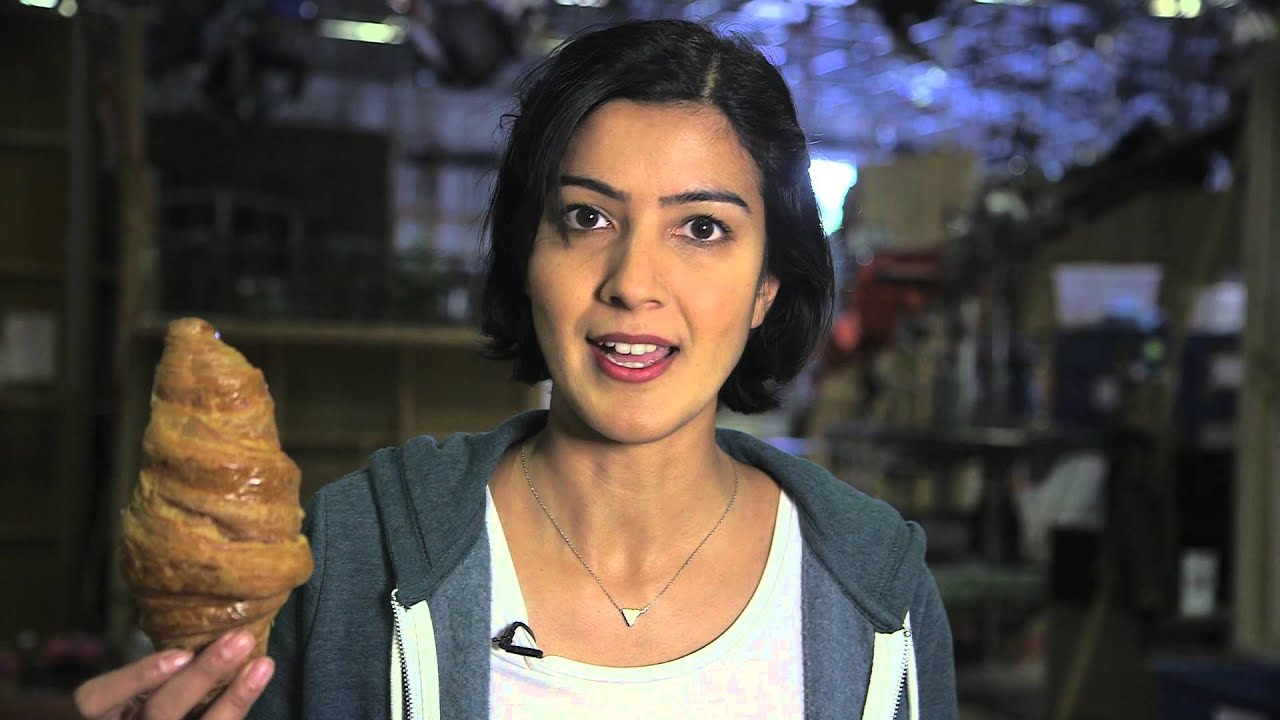 Rakhee Thakrar - Asian Media Awards 2015 Best TV Character
