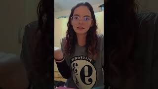 voltei com bate papo  (eu gosto de conversar✋🏻😔)