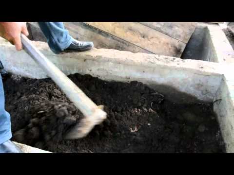 Video: Kaedah Pengkomposan Parit - Cara Membuat Kompos Dalam Lubang Di Dalam Tanah