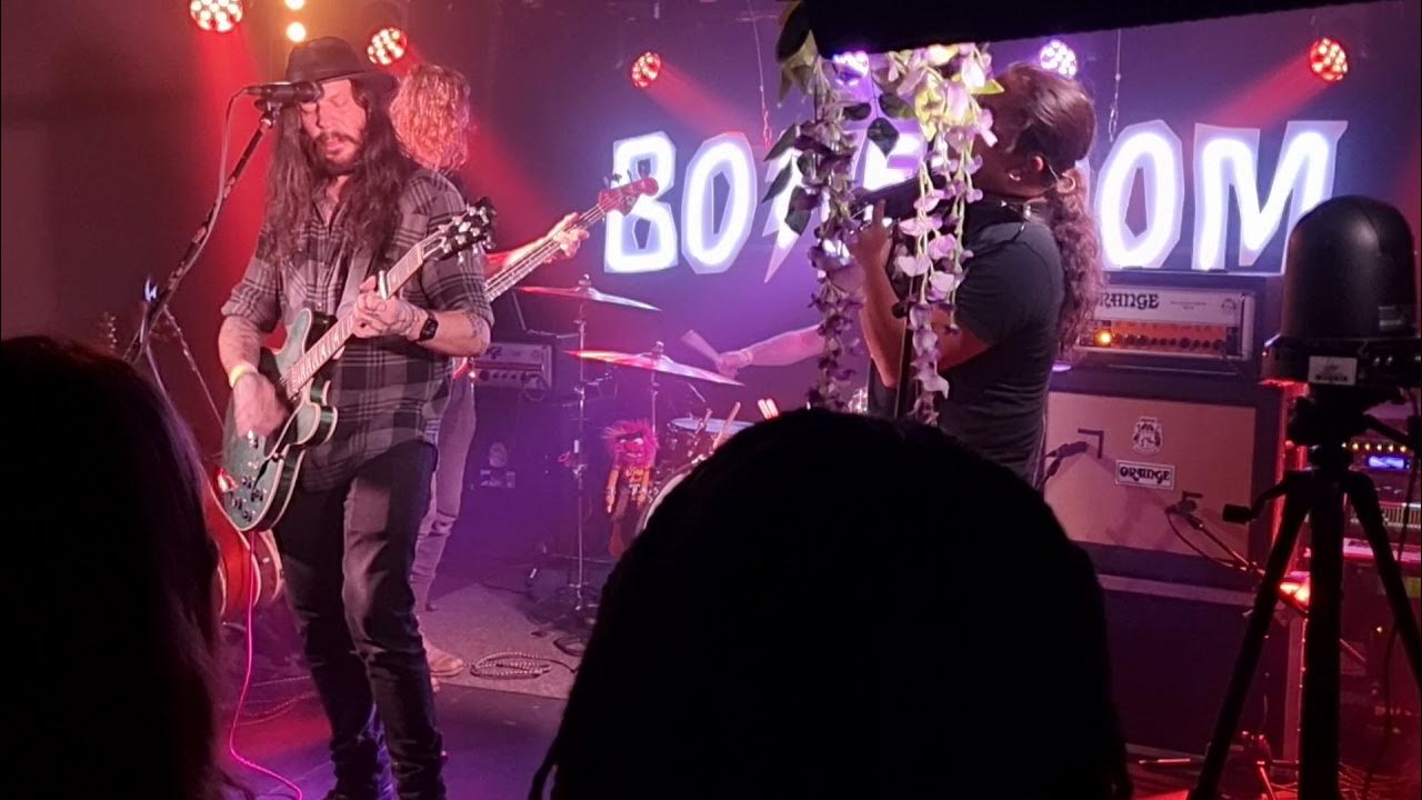 Shawn James Curse of the fold, live at Boileroom Guildford, 20th Oct