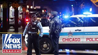 ‘MOB VIOLENCE’: Hundreds of teens TAKE OVER Chicago streets