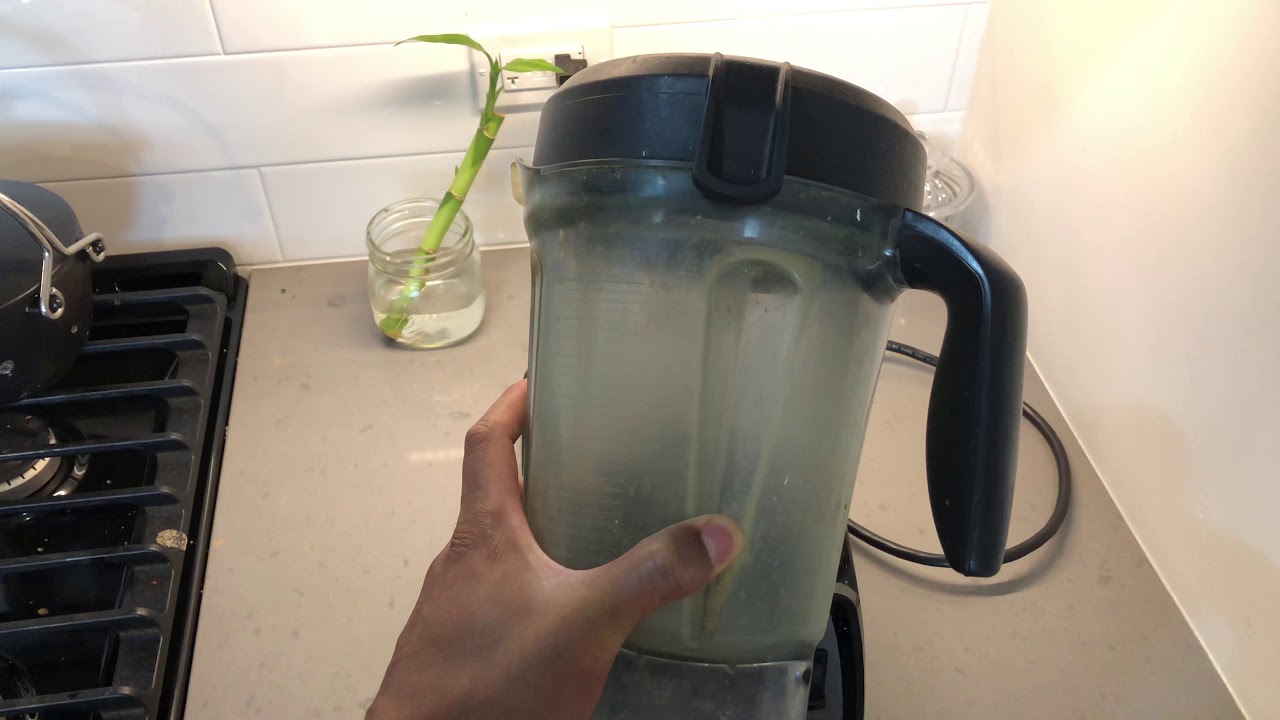 How to Clean a Cloudy Blender Container