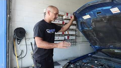 2006 Acura RSX full stereo system install and stereo, speaker and sound deadening tutorial.