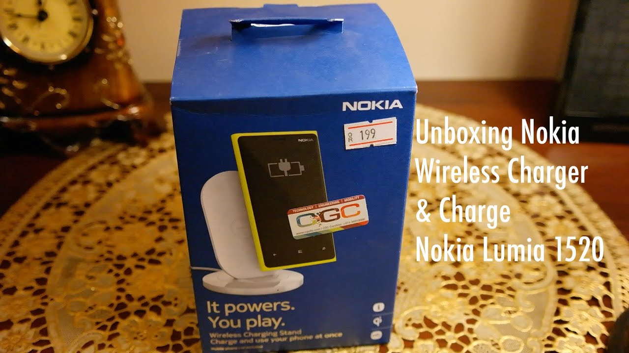 Unboxing Nokia Lumia 1520 Wireless Charger (DT-910) & Hands-on