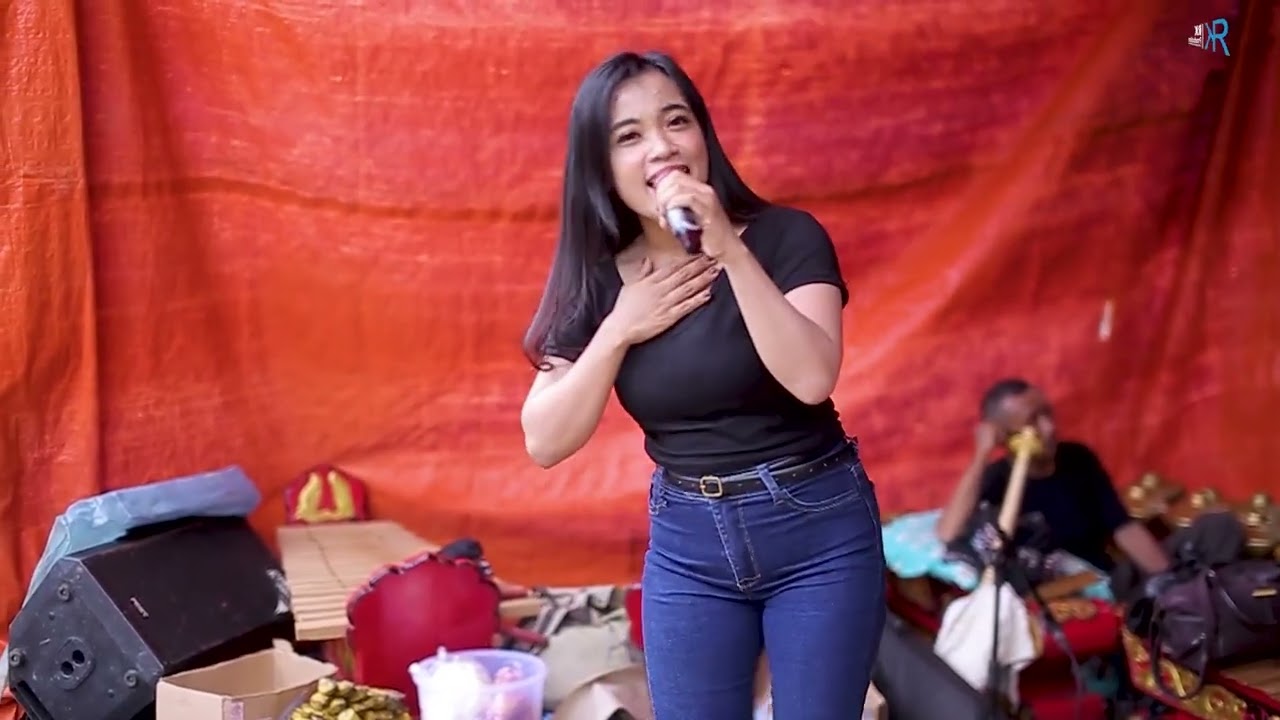 SEBENING EMBUN - YESSI CINANG RK PRODUCTION LIVE IN HOEWALAT