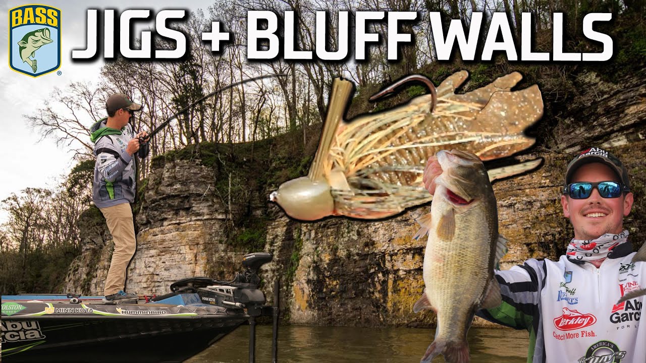 Summer to Fall Transition: Fish Bluff Walls with a Jig 