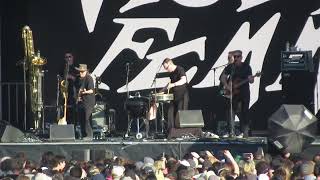 Violent Femmes - Dance MF Dance @ Cruel World Fest