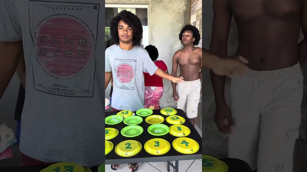 O que tem na escola? Vídeo completo