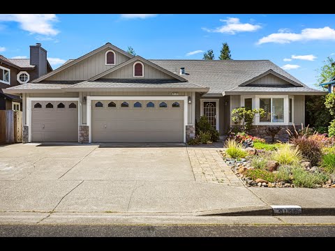 9139 Piccadilly Circle, Windsor, CA home video tour