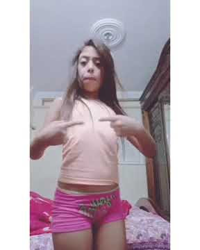 ايه ده الاندر ايدج بيقلعوا ادام الكاميرا الميوزكلي بوظ بنات مصر