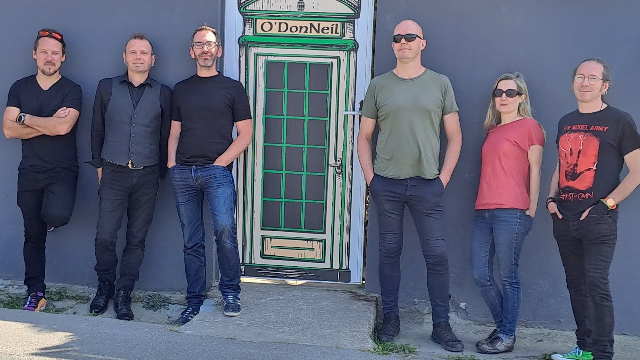Tribute to The Bothy Band: The Green groves of Erin/the flowers of Red Hill Tribute to The Bothy Band: The Green groves of Erin/the flowers of Red Hill