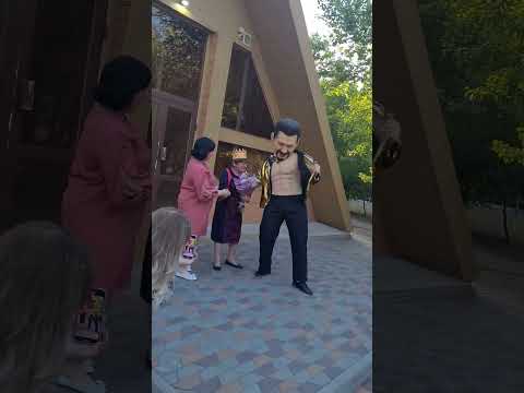 Стас Михайлов поздравил с Днём Рождения и станцевал стриптиз 🔥 #волжский #стасмихайлов