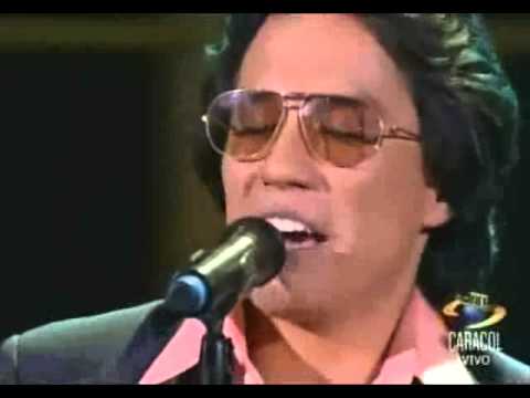 periodico de ayer hector lavoe yo me llamo - YouTube