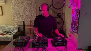 #10 Minimal/Deep Tech