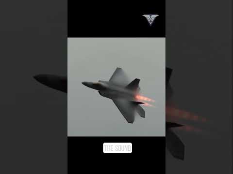 F-22 Raptor Breaks