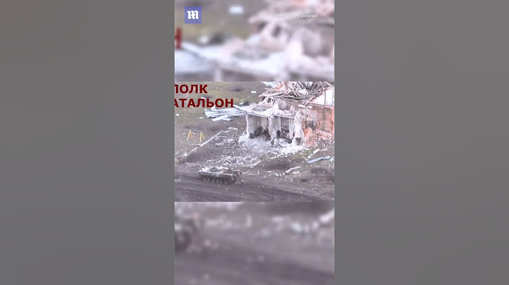 Russian driver nearly runs over comrade after reversing his BMP during battle