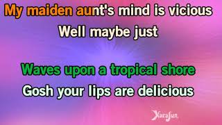 MICHAEL BUBLE - BABY IT'S COLD OUTSIDE - KARAOKE