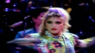 Cheesecake Boys & Betty Love - Holiday (Crazibiza Remix) (Madonna Cover) Resimi