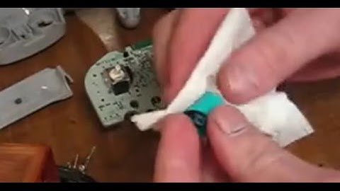 How to Clean/Refurbish GCN controller, Part 1.