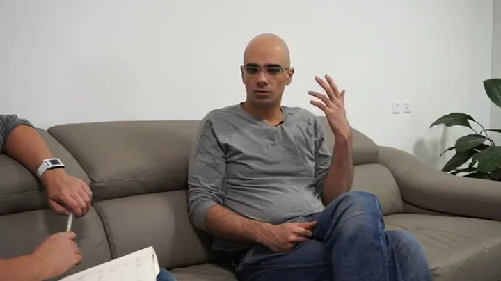 Tau Chain: a fully decentralized P2P network