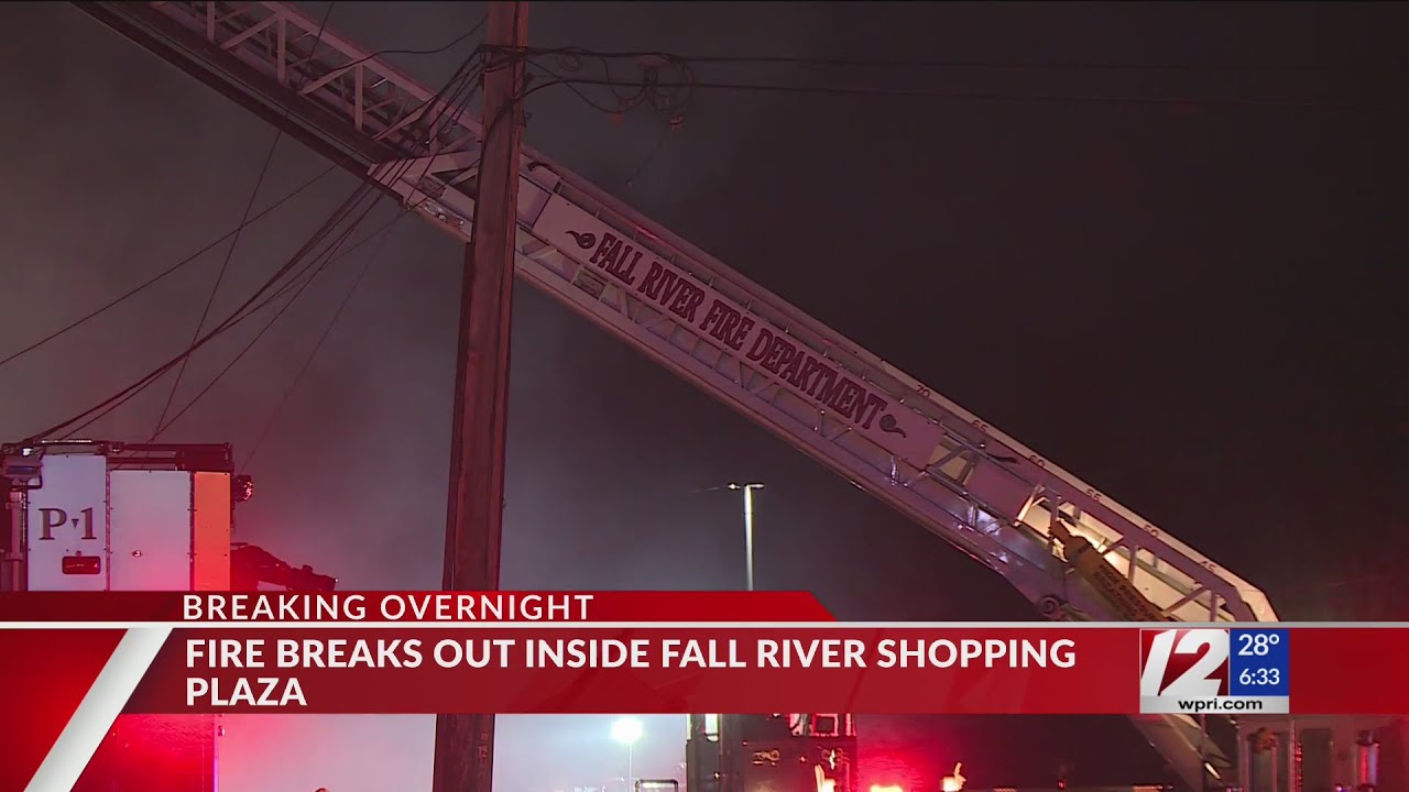 5-alarm fire breaks out inside Fall River shopping plaza - YouTube