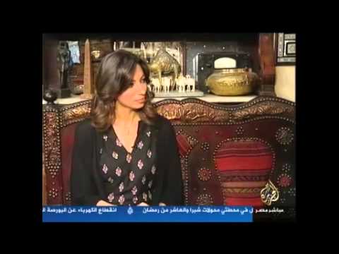على المقهى .. شارع المعز